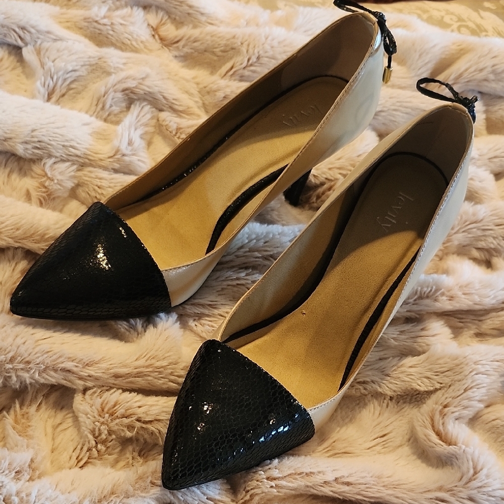 Elegant Levity Black and Tan Women's Heels With Tie Accent, Size 10 With 4" Heel